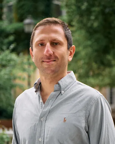 Dr Berkan Sesen, portrait